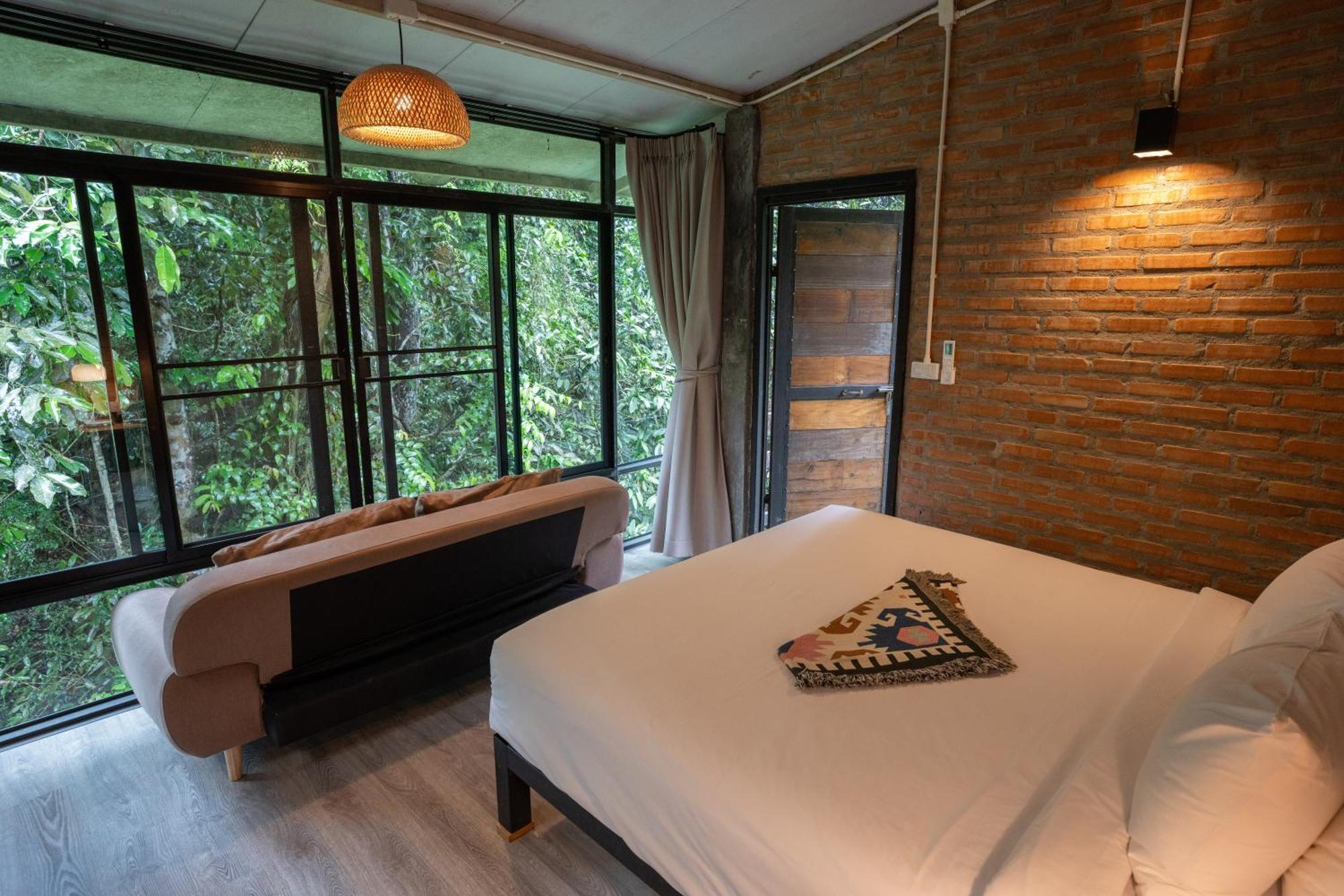 Bee Forest Ban Pok Nai Exterior photo